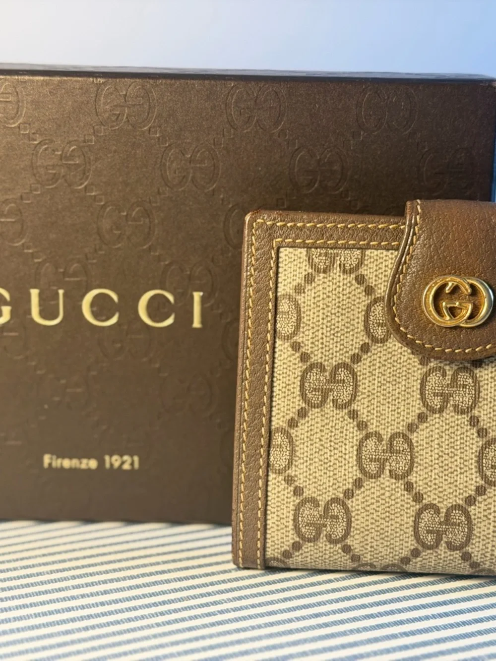 Gucci Brown/Beige GG Canvas Bifold Wallet - Picture 1 of 6